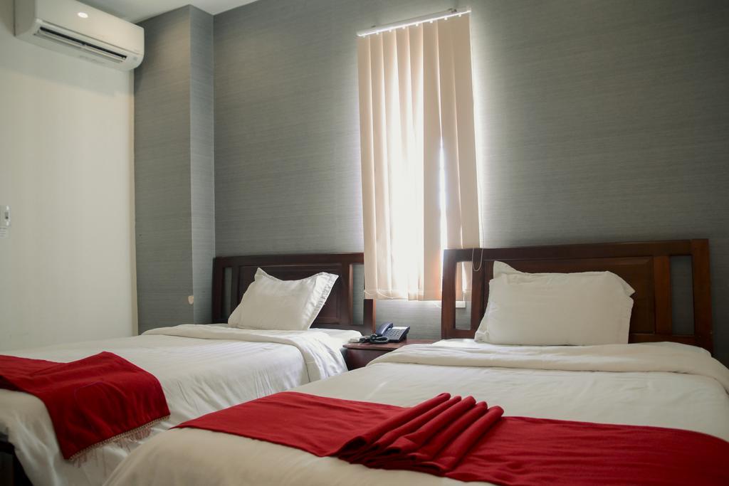 Thanh Hien Hotel Danang Exterior photo